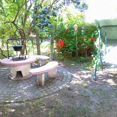 Holiday Home In Balatonfenyves 18465 Eksteriør bilde